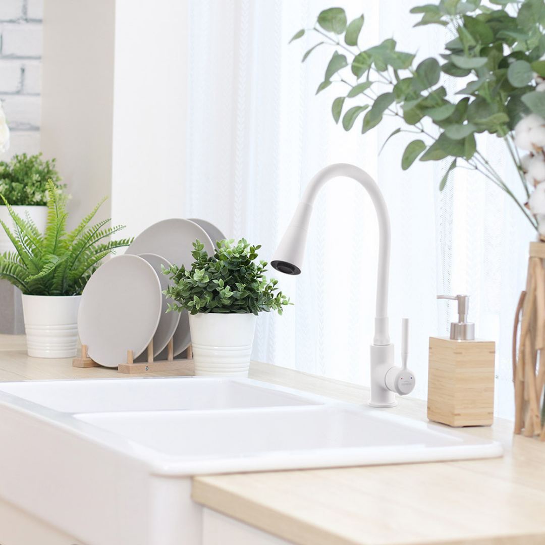 Baterie kuchenne z elastyczną wylewką – dlaczego są takie fajne?